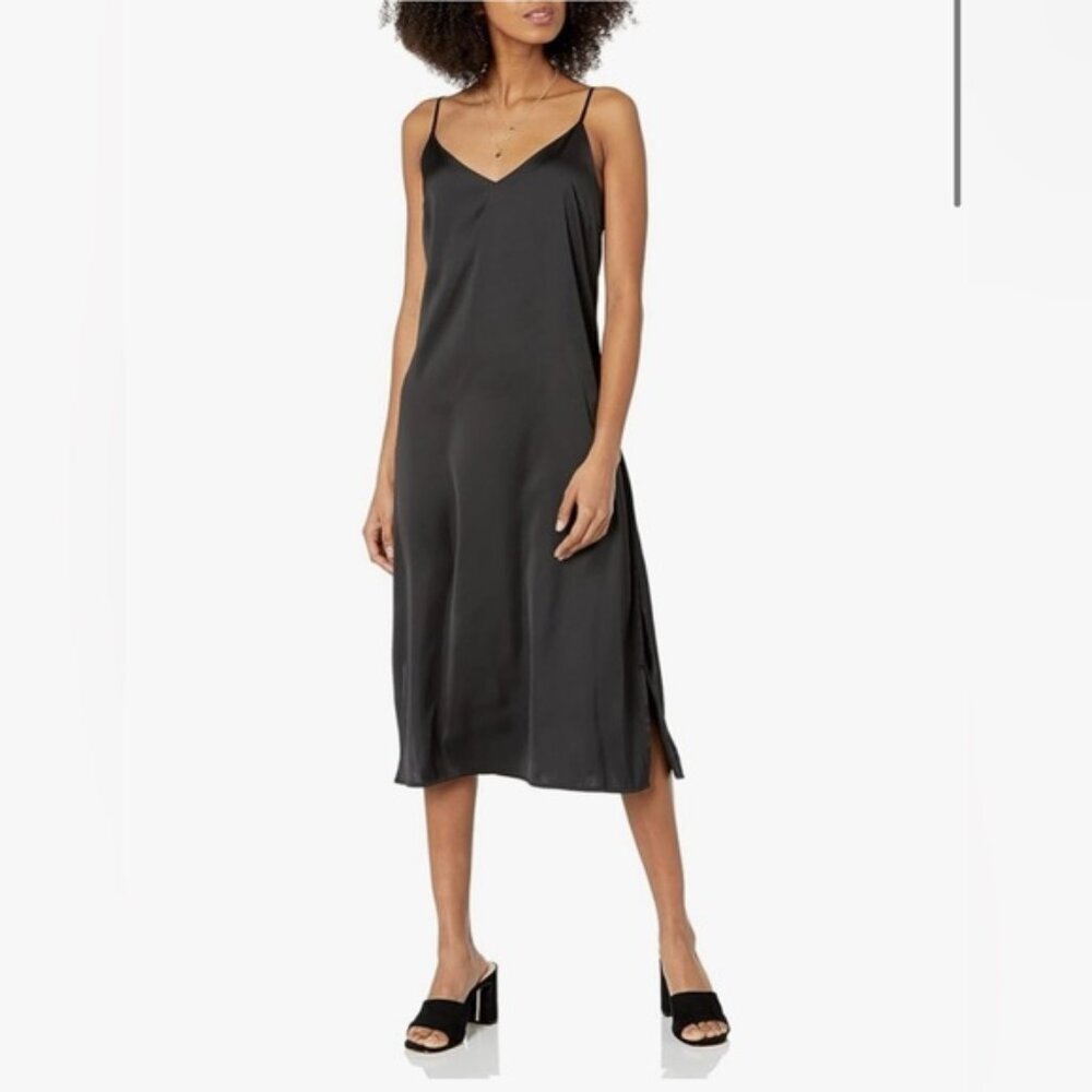The Drop Ana Silky V Neck Midi Slip‎ Dress Black